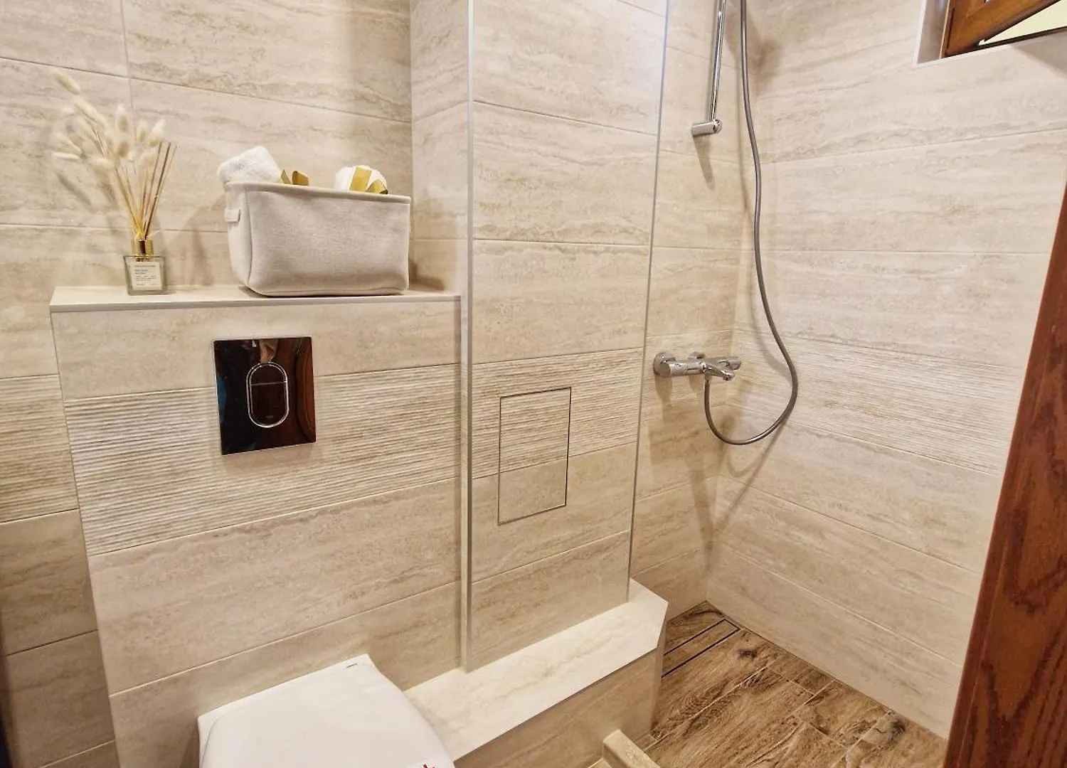 Delux Apart Vulchevi With Parking Burgas City Apartament